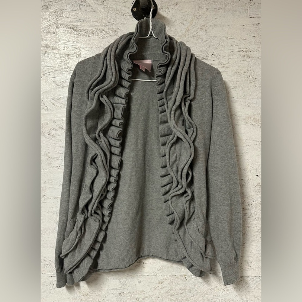 Romeo & Juliet Couture Gray Ruffled Cardigan